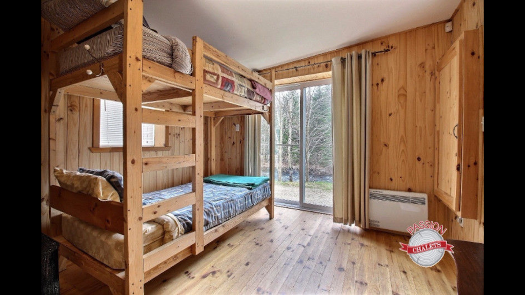 Chalet Gagville | 1715 Chemin du Parc, Mandeville, QC J0K 1L0, Canada | Phone: (514) 264-6574