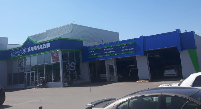 Sarrazin Pneus et Mécanique | 820 Boulevard des Laurentides, Saint-Jérôme, QC J7Z 4M8, Canada | Phone: (450) 438-3730