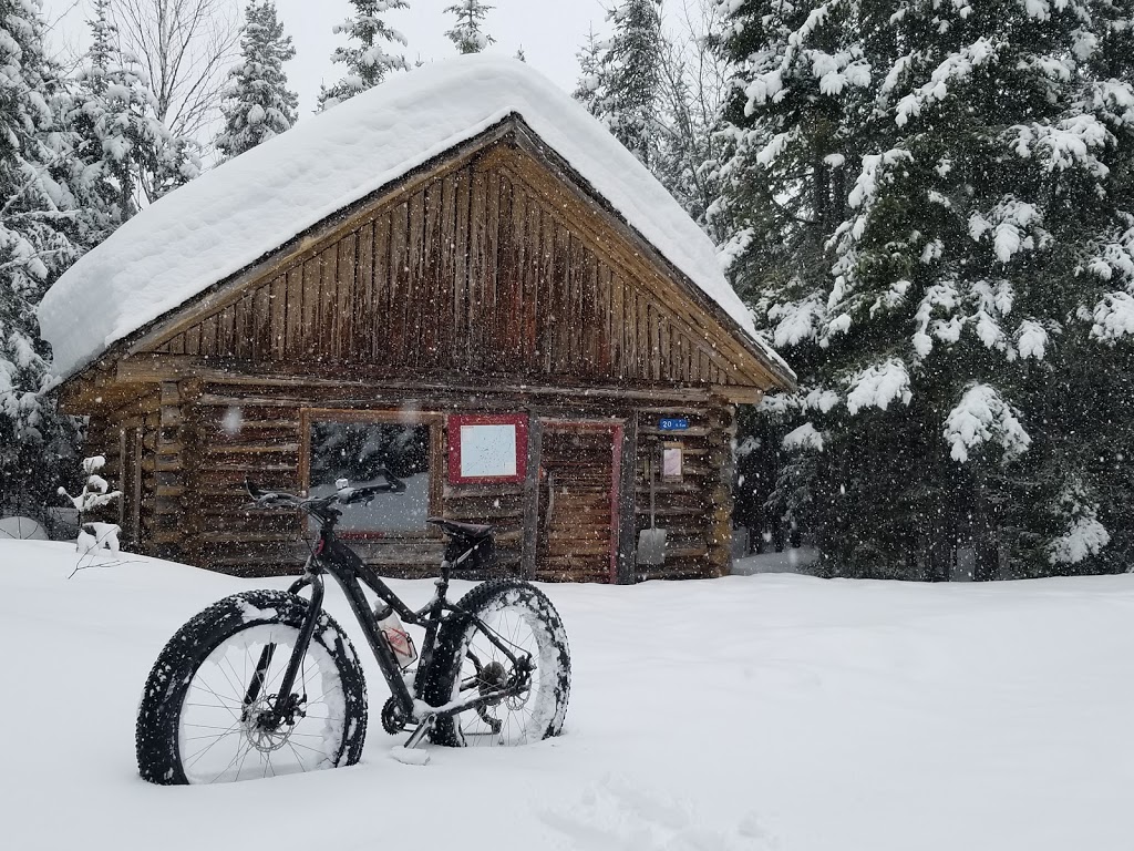 Les Sentiers de LInconnu -Sentiers Hivernaux- | 220 QC-283, Notre-Dame-du-Rosaire, QC G0R 2H0, Canada | Phone: (418) 802-2482