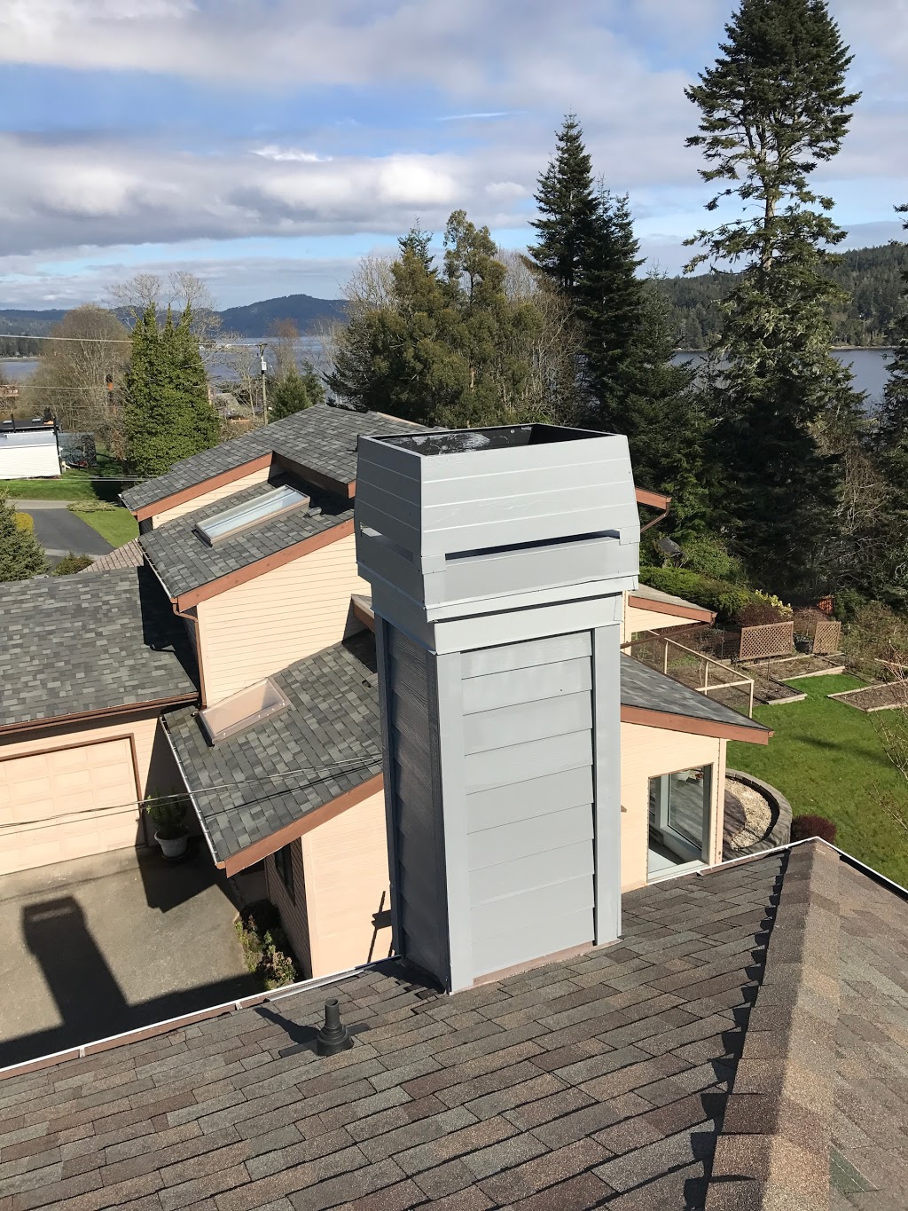 Shoreline Roofing & Exteriors | 565 Leaside Ave, Victoria, BC V8Z 2K9, Canada | Phone: (250) 413-7967
