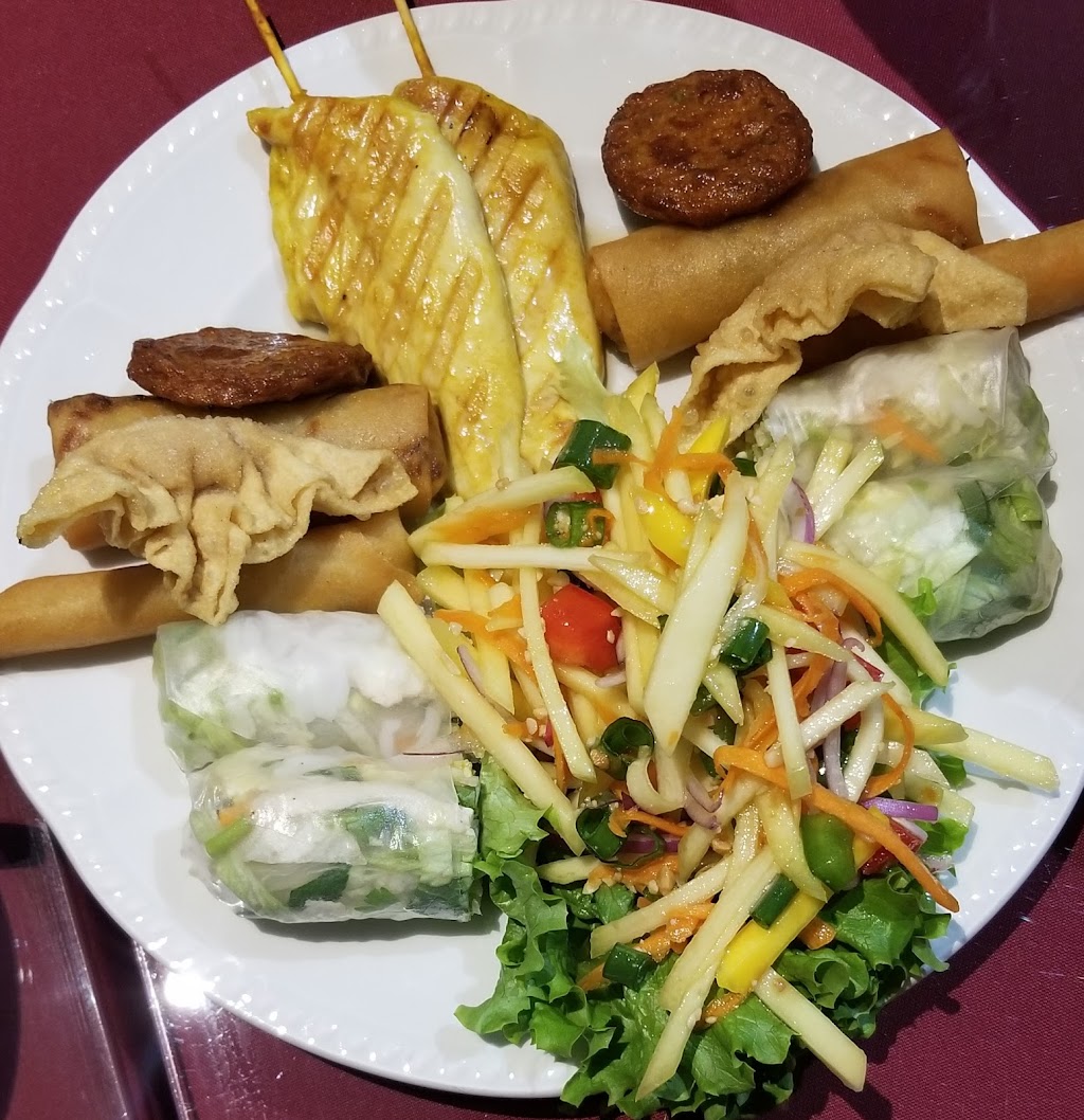 Salad Thai Restaurant | 398 Kerr St, Oakville, ON L6K 3C1, Canada | Phone: (905) 849-5961