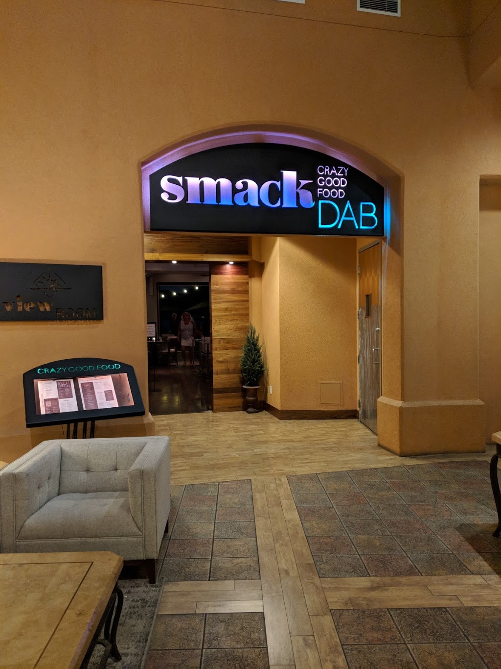 Smack DAB | 3762 Lakeshore Rd, Kelowna, BC V1W 3L4, Canada | Phone: (250) 860-4488