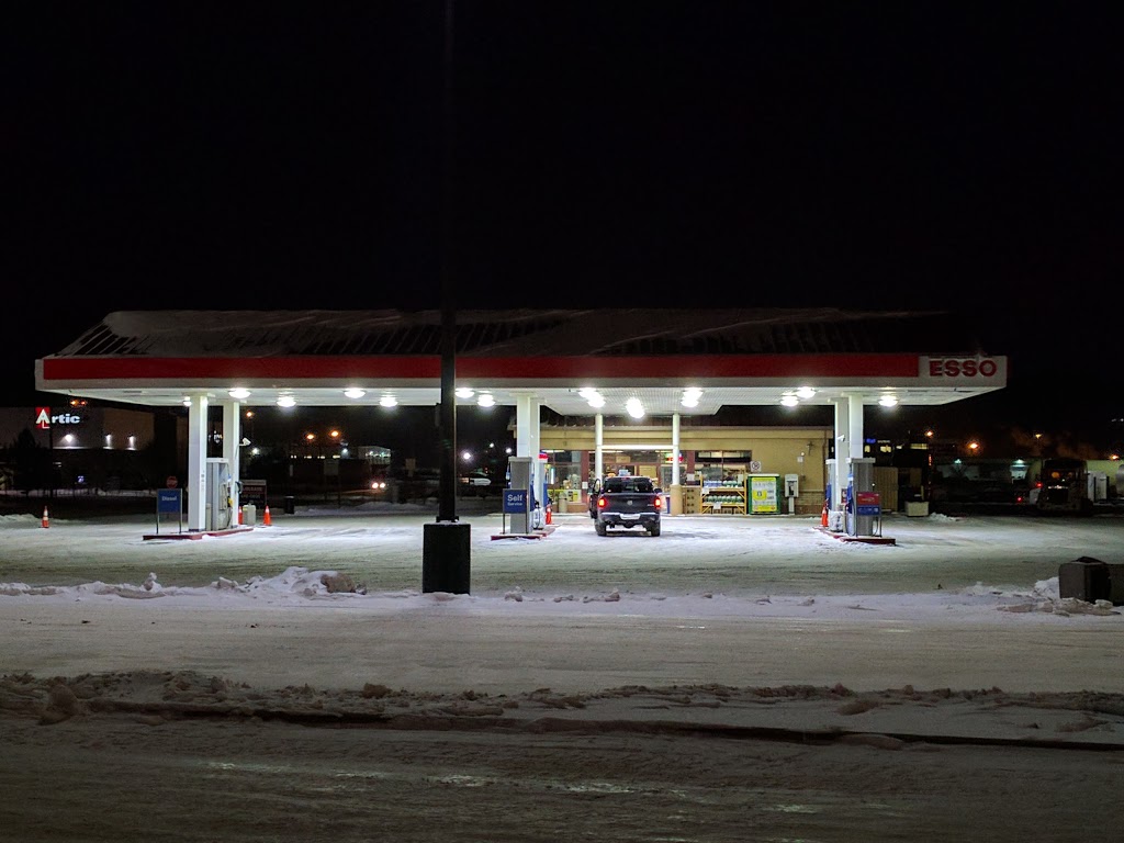 Esso | 26 Strathmoor Dr, Sherwood Park, AB T8H 2B6, Canada | Phone: (780) 417-9412