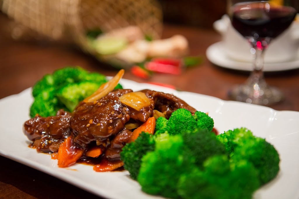 Le Ming Chuan | 8200 Boulevard Taschereau, Brossard, QC J4X 2S6, Canada | Phone: (450) 465-8388