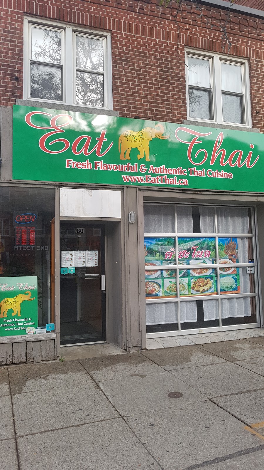 EAT THAI RESTAURANT | 80 Macdonell St, Guelph, ON N1H 2Z6, Canada | Phone: (519) 826-6709