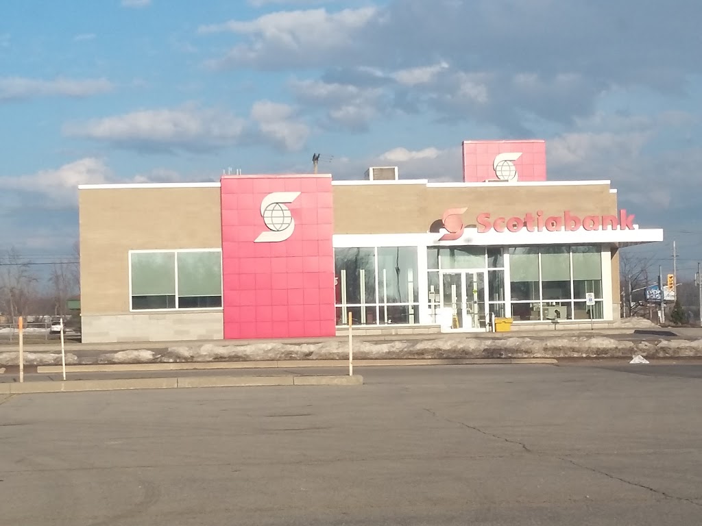 Scotiabank | 1105 Thompson Rd e3, Fort Erie, ON L2A 6T7, Canada | Phone: (905) 871-5824