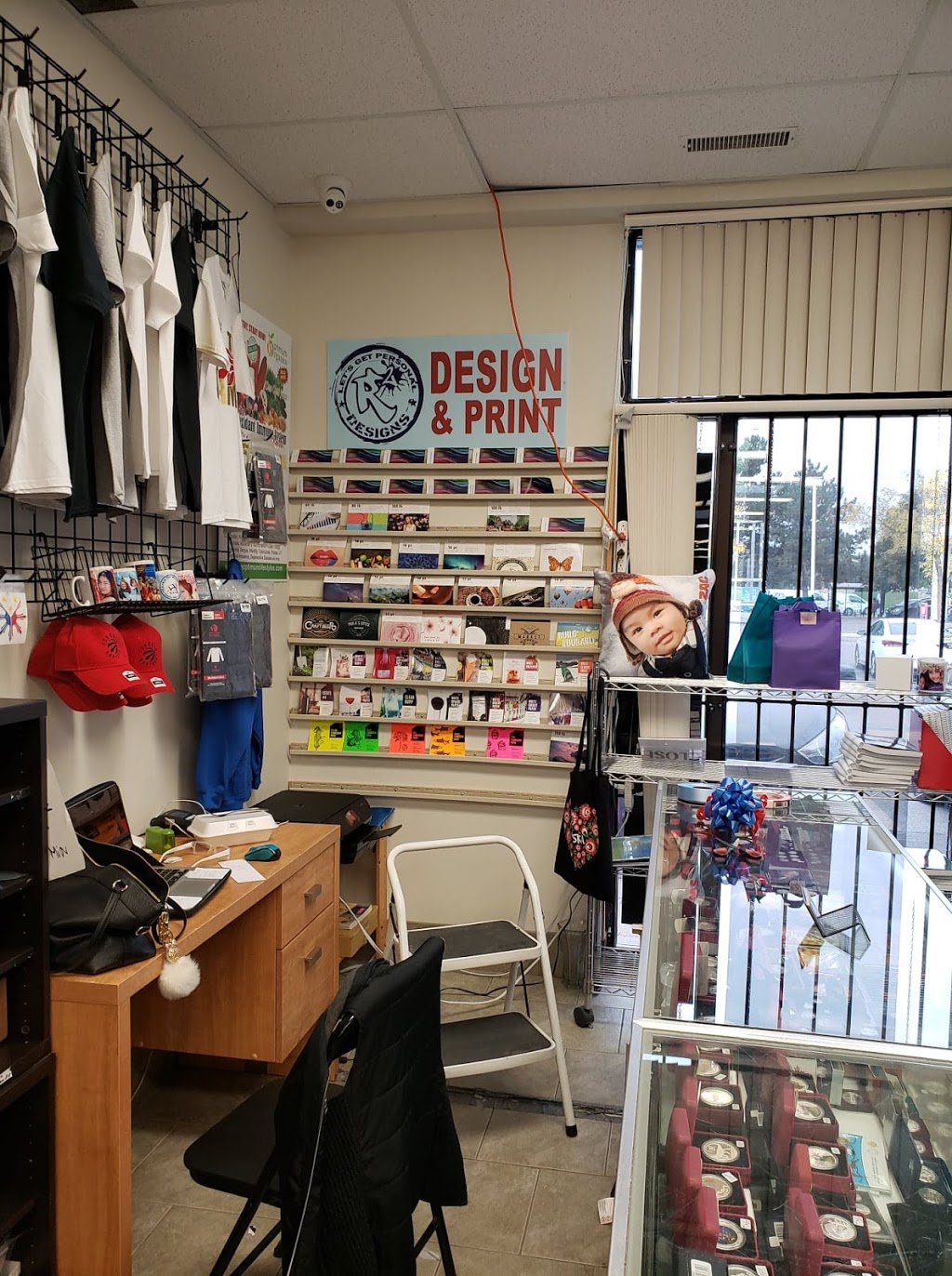 R2 Designs | 345 Queen St W Unit 9, Brampton, ON L6Y 3A9, Canada | Phone: (416) 824-3077