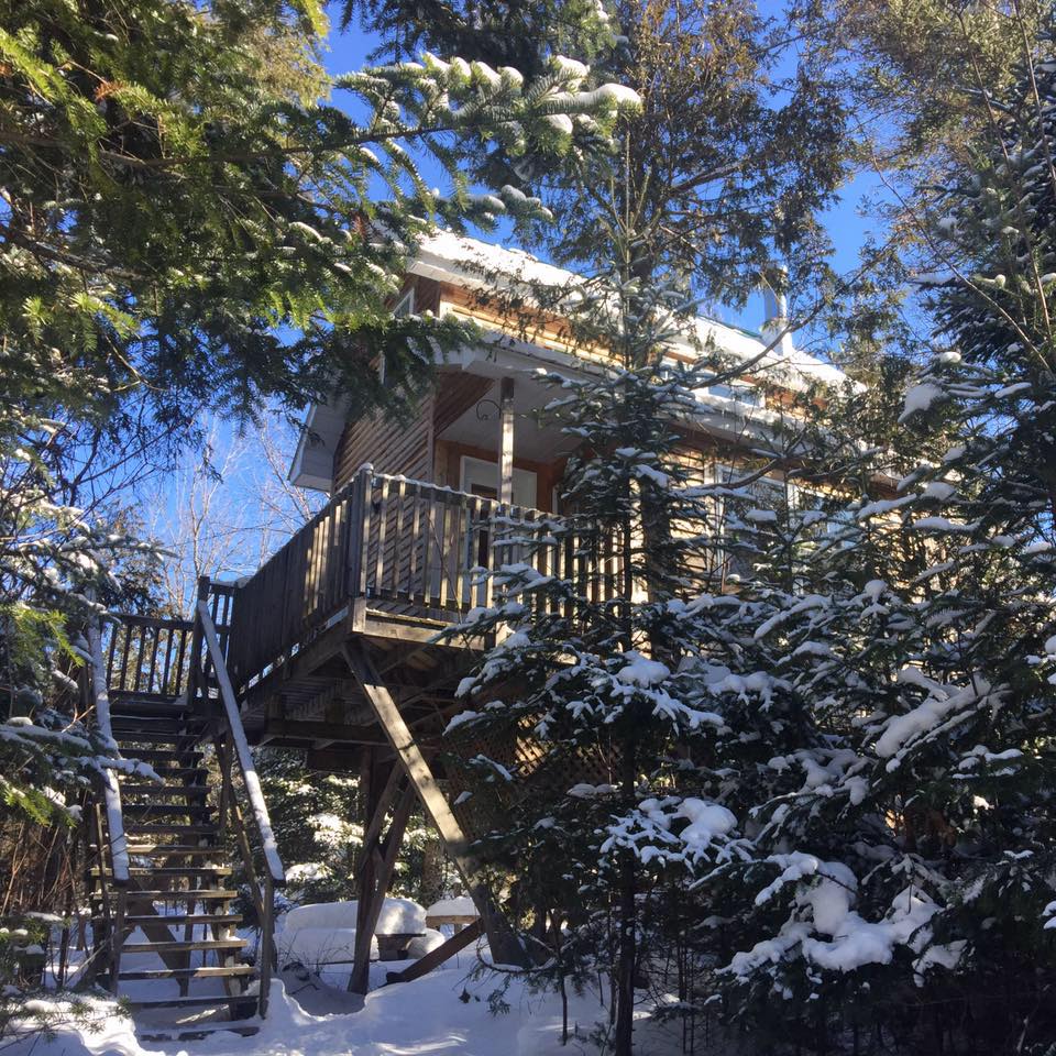 Camping et Chalets dans les arbres Mont-Mégantic | 4149 Chem. de la Montagne, Val-Racine, QC G0Y 1E1, Canada | Phone: (819) 888-1064