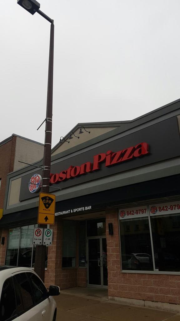 Boston Pizza | 102 Broadway, Tillsonburg, ON N4G 3P6, Canada | Phone: (519) 842-9797