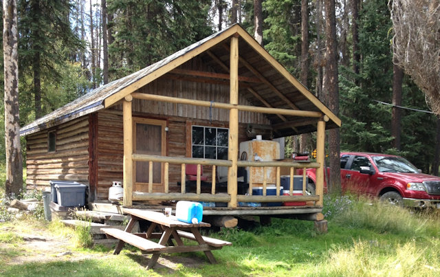 Sky Hi Lodge | 5924 3400 Rd, Loon Lake, BC V0K 2K1, Canada | Phone: (604) 537-3099