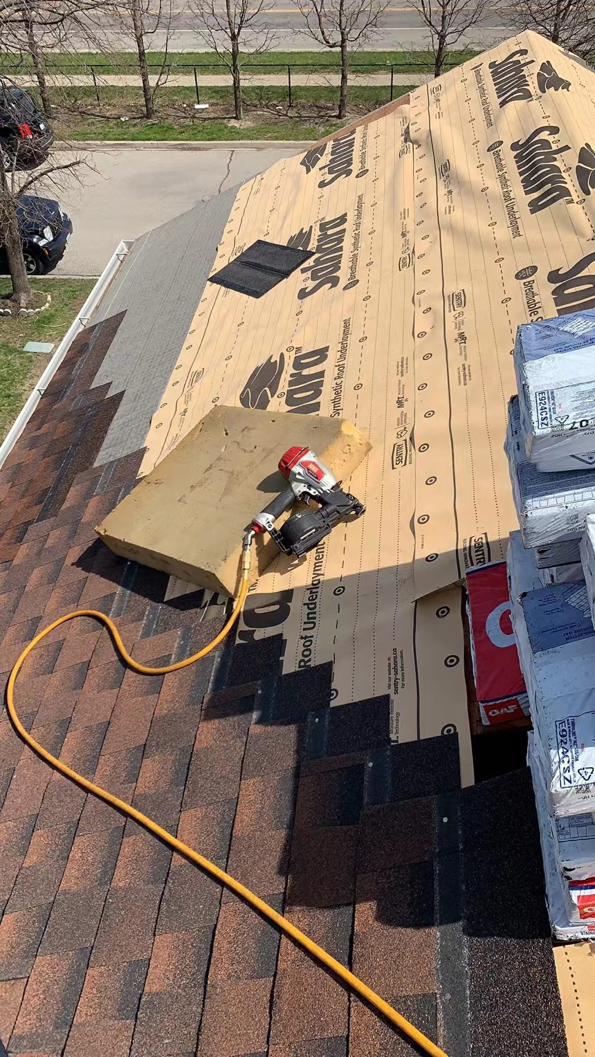 Outstanding roofing | 70 Milner Ave unit 6, Scarborough, ON M1S 3P8, Canada | Phone: (647) 200-0613