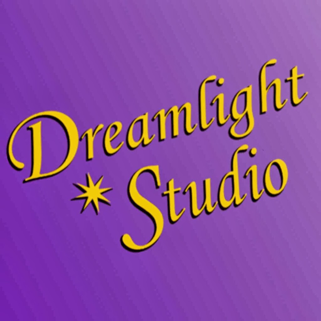 Dreamlight Studio | 230 Anchor Rd, Hamilton, ON L8W 3R2, Canada | Phone: (905) 383-5558