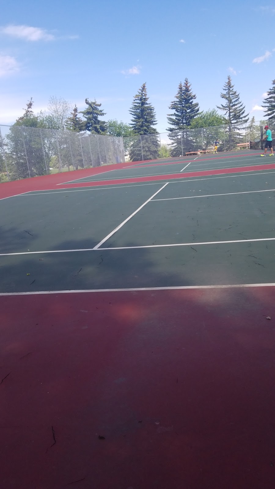 Tennis Court (4) | 819 36 St SE, Calgary, AB T2A 0C6, Canada | Phone: (403) 268-2489