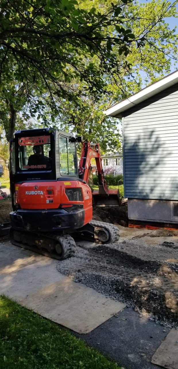 Les entreprises Laporte inc. mini-excavation | 1170 Chem. du Ruisseau N, Saint-Mathieu-de-Beloeil, QC J3G 2C9, Canada | Phone: (450) 464-5979