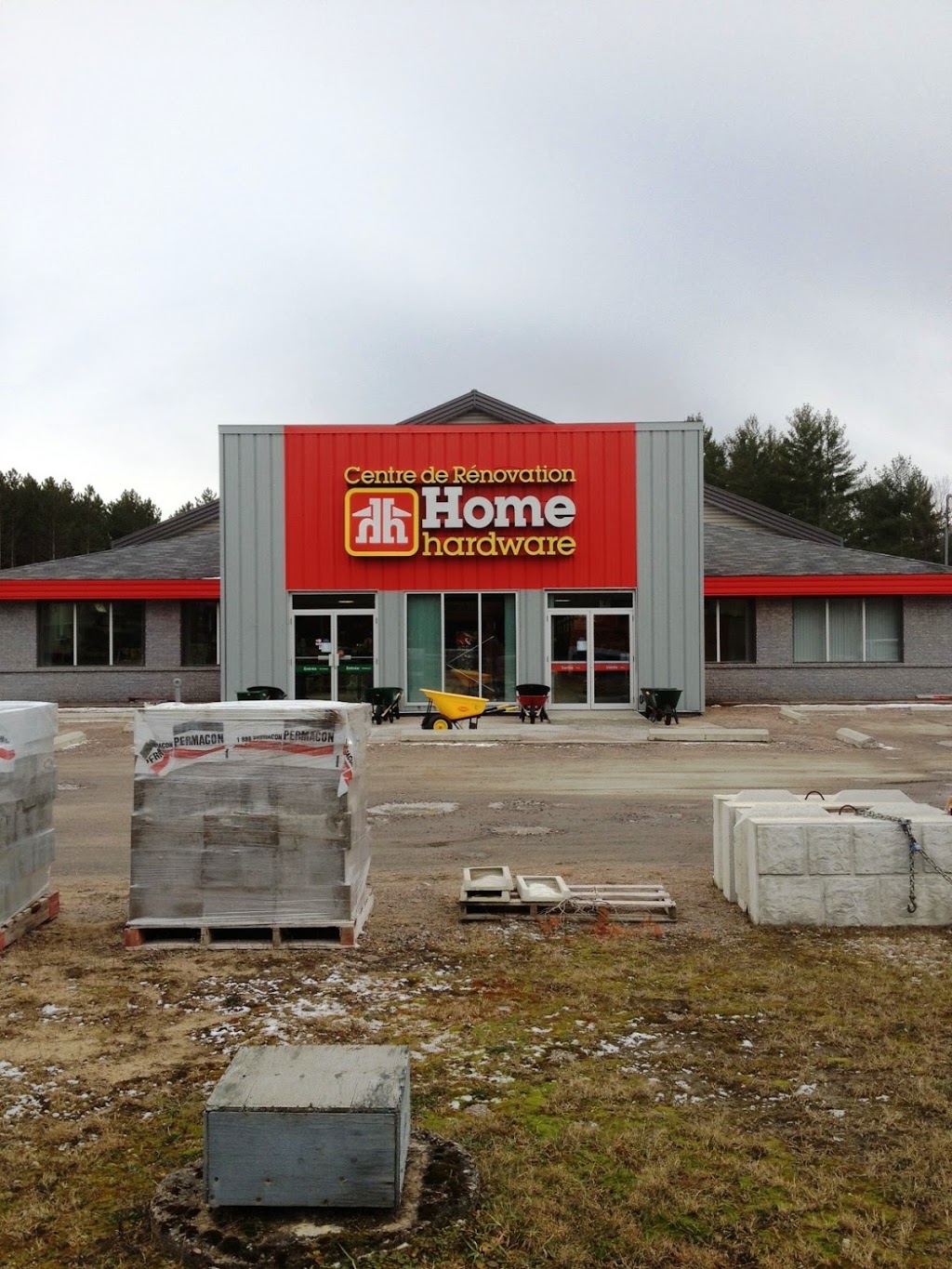 Dales Home Building Centre | 136 QC-303, Otter Lake, QC J0X 2P0, Canada | Phone: (819) 453-7621