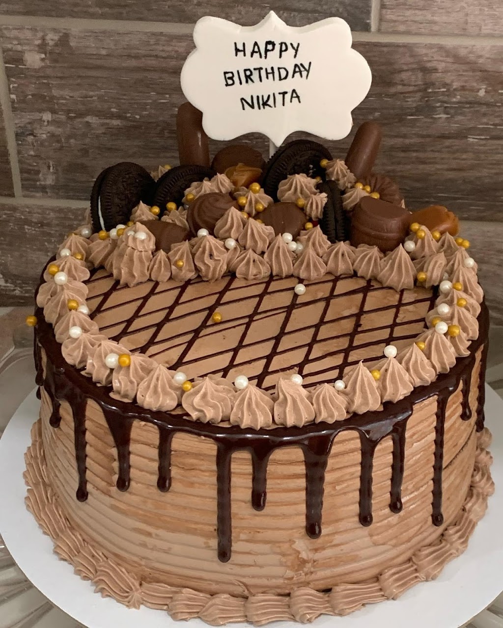 Cakes and Bakes | 2372 Gill Rd, Midhurst, ON L0L 1X0, Canada | Phone: (705) 770-0769