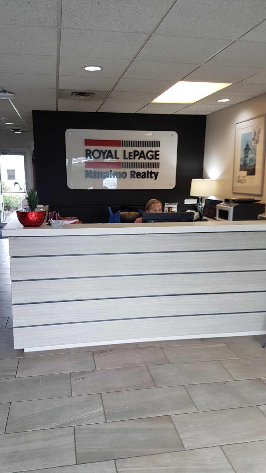 Lynn Donn: Royal LePage Nanaimo Realty | 4200 N Island Hwy, Nanaimo, BC V9T 1W6, Canada | Phone: (250) 756-1132