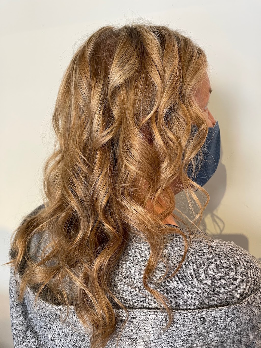 Mane Obsession | 1625 Sharon Dr, London, ON N6G 2R5, Canada | Phone: (519) 701-0131