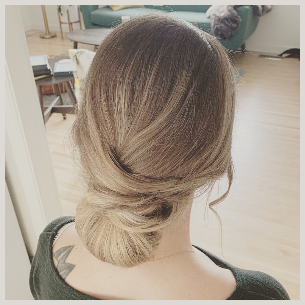 White Rose Bridal Hair | 7050 Blackwell Rd, Kamloops, BC V2C 6V7, Canada | Phone: (250) 819-3122