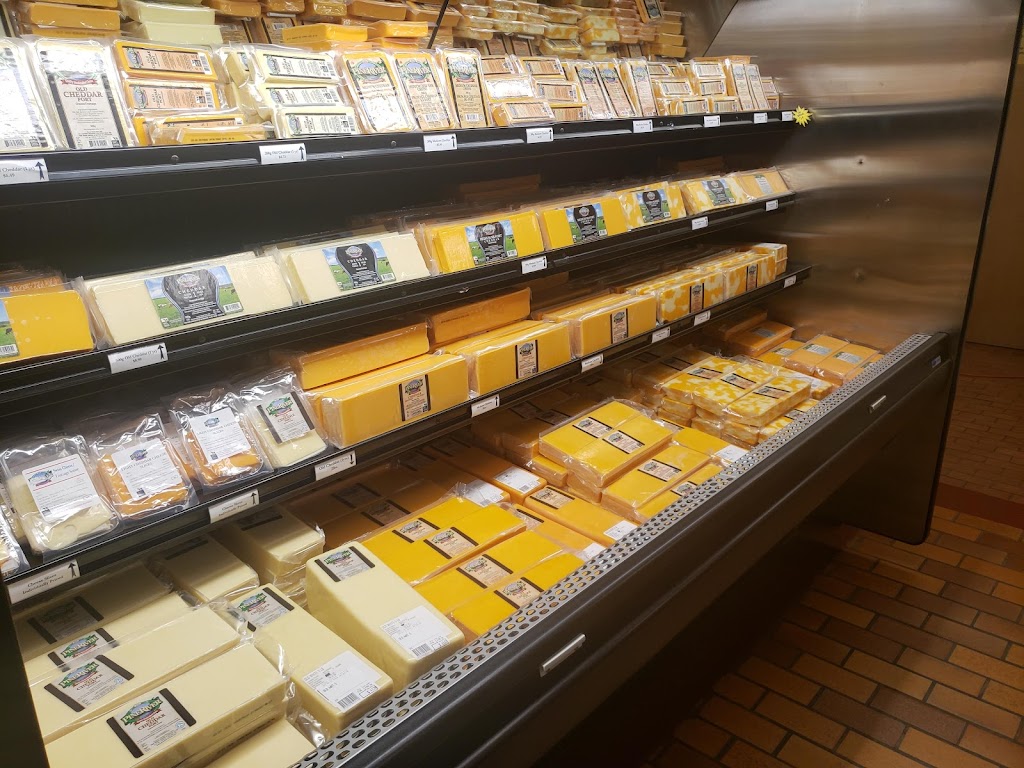 Pine River Cheese & Butter Co-Op | 635 ON-21, Ripley, ON N0G 2R0, Canada | Phone: (519) 395-2638