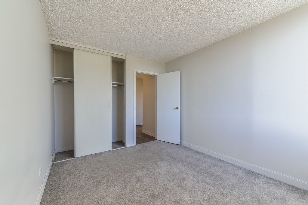 Tower Hill | 9624 105 St NW, Edmonton, AB T5K 0Z8, Canada | Phone: (780) 415-4266