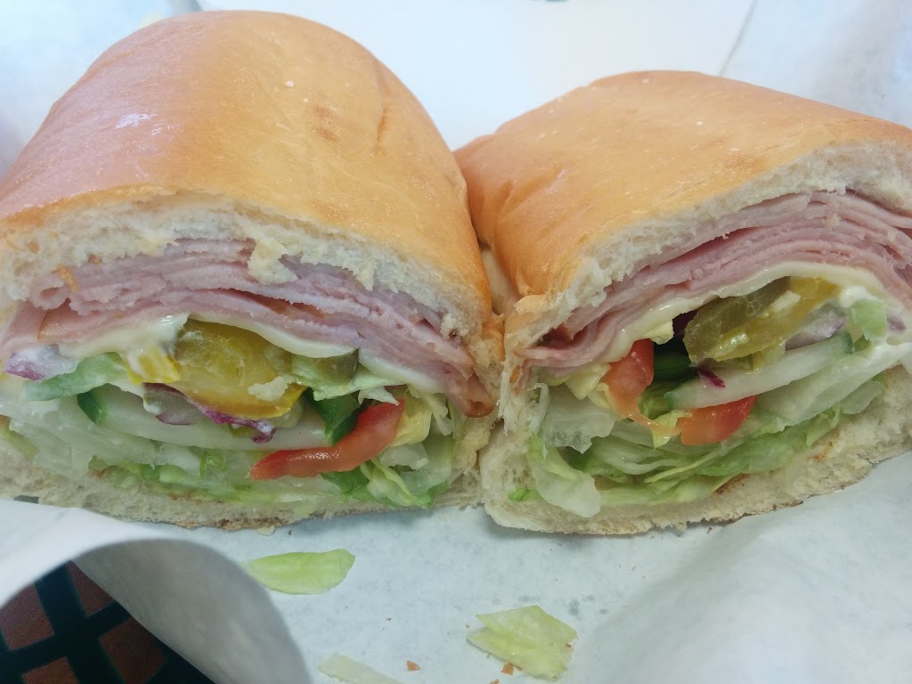 Subway | 10462 Islington Ave, Kleinburg, ON L0J 1C0, Canada | Phone: (905) 552-1022