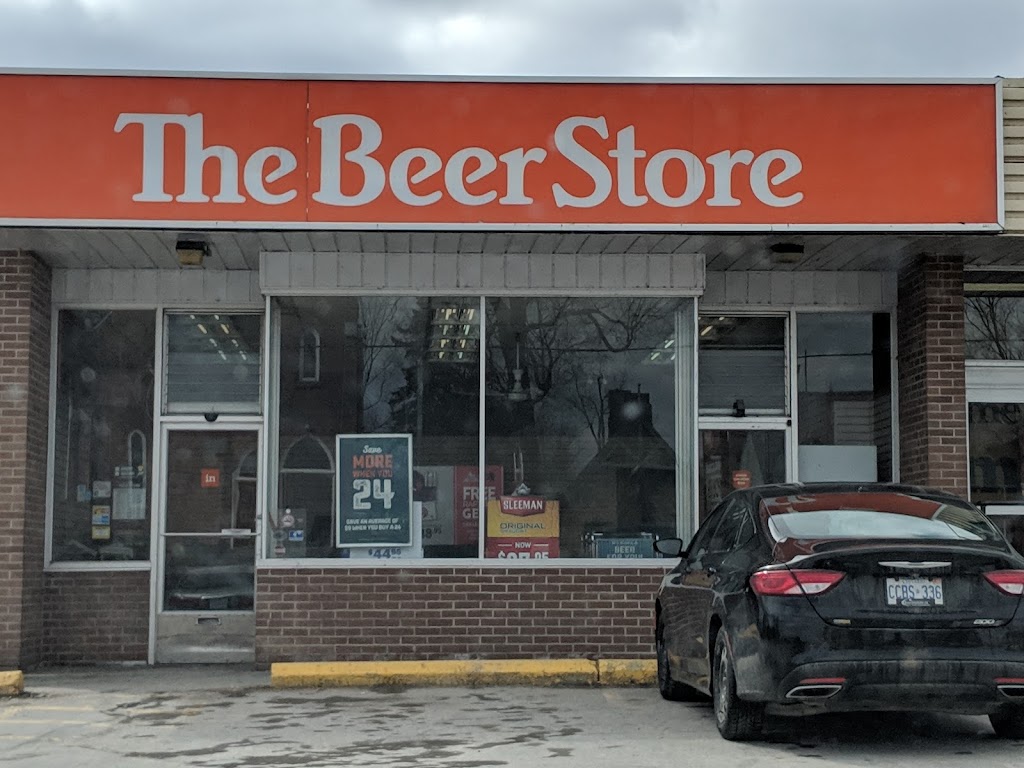 Beer Store | 58b Victoria St N, Tweed, ON K0K 3J0, Canada | Phone: (613) 478-2608