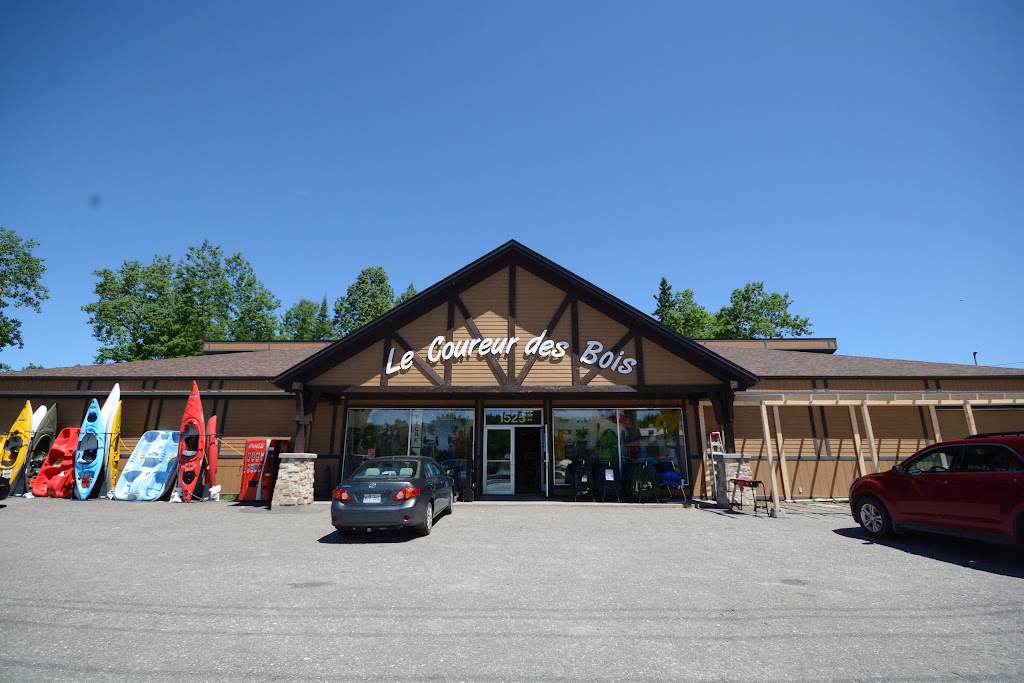 Le Coureur des Bois | 1525 Bd Albiny Paquette, Mont-Laurier, QC J9L 1M8, Canada | Phone: (819) 623-2782