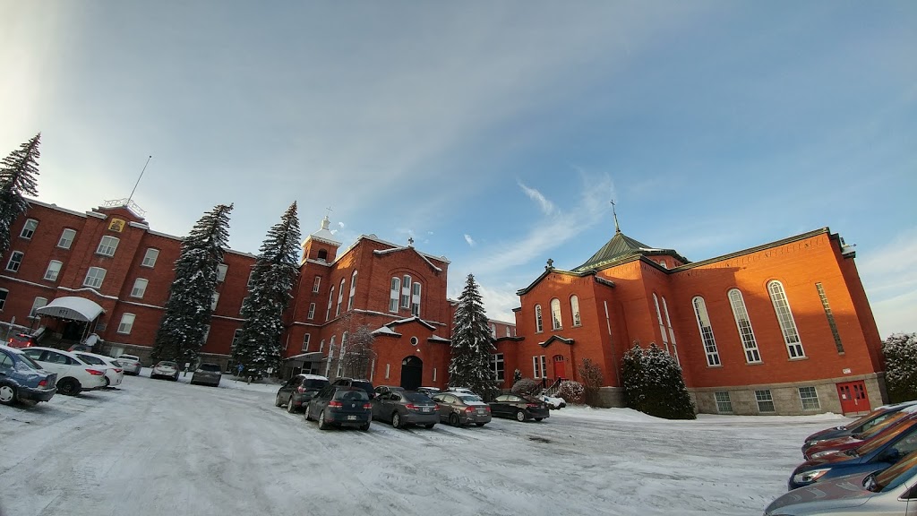 Residence Monastery | 871 Rue de lOntario, Sherbrooke, QC J1J 3S1, Canada | Phone: (819) 564-0027