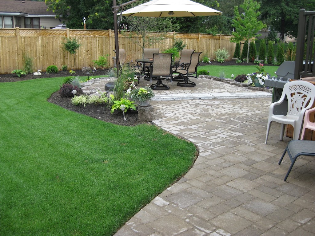 The Gardener Landscaping | 1253 Silvan Forest Dr #10, Burlington, ON L7M 0B7, Canada | Phone: (905) 632-5187