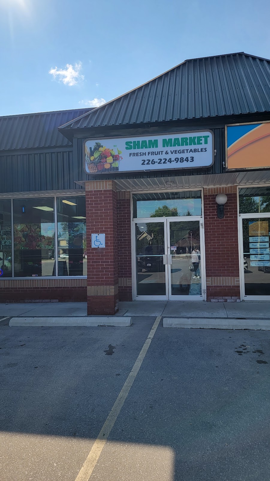 Sham market | 2386 Main St, Lambeth, ON N6P 1A9, Canada | Phone: (226) 224-9843