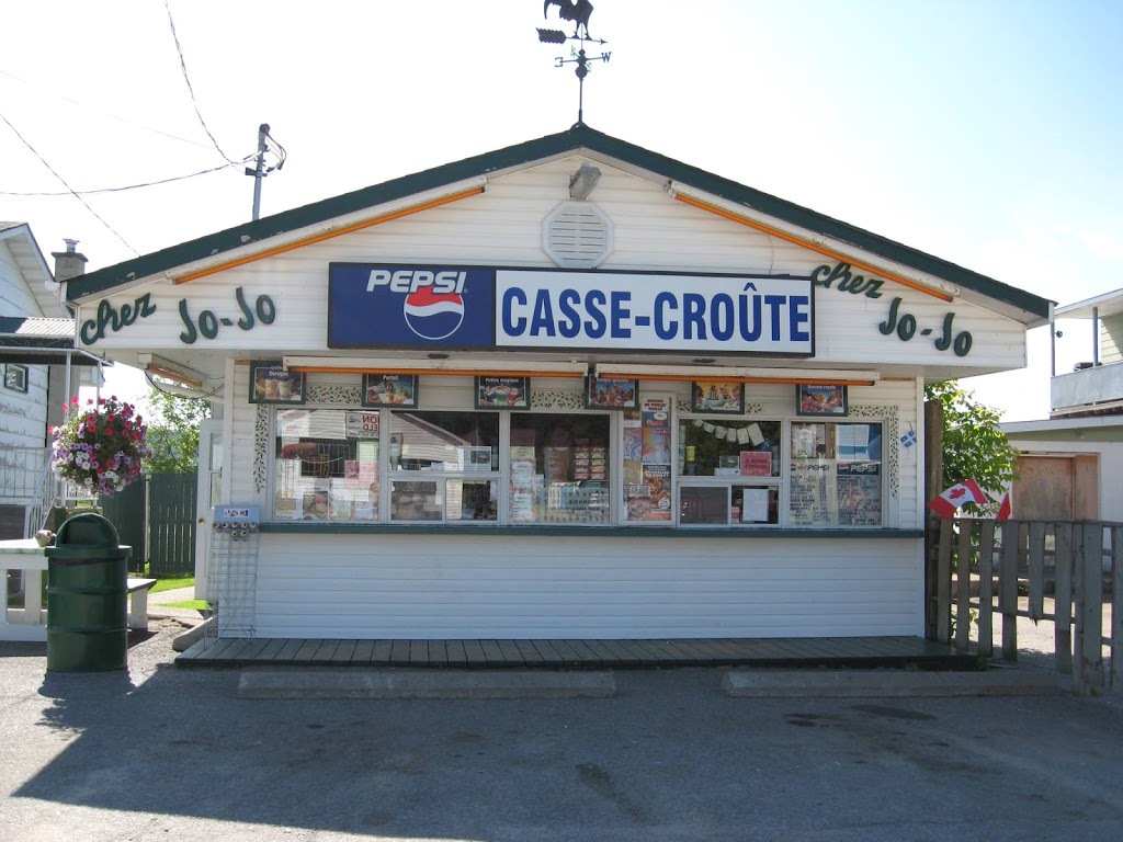 Casse-Croute Chez Jo-Jo | 36 Rue Saint Joseph, Gracefield, QC J0X 1W0, Canada | Phone: (819) 463-4633