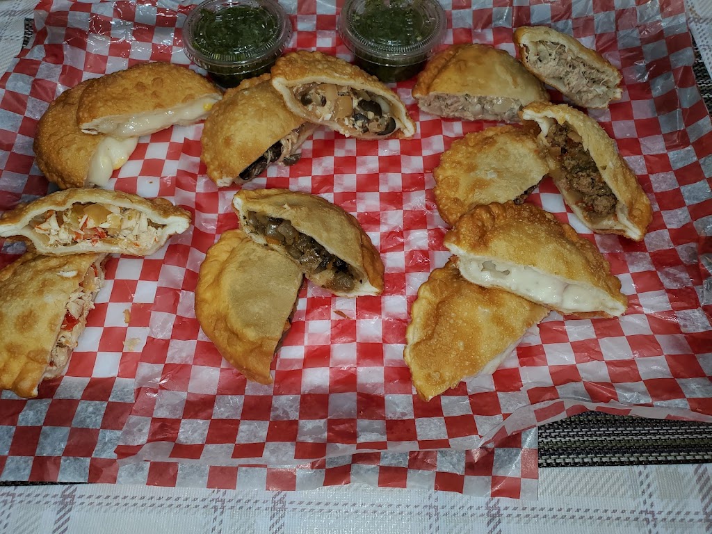 Latinito Empanadas | 860 N Park Dr, Brampton, ON L6S 4N5, Canada | Phone: (647) 459-8595