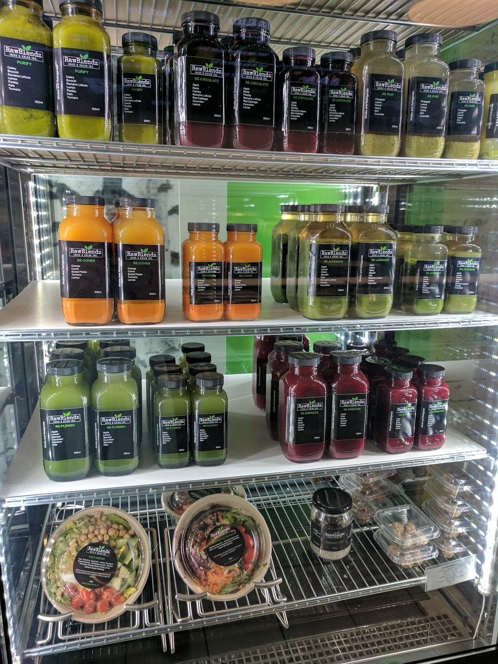 RawBlendz Juice & Salad | 215 Lakeshore Rd E, Mississauga, ON L5G 1G5, Canada | Phone: (905) 823-2780