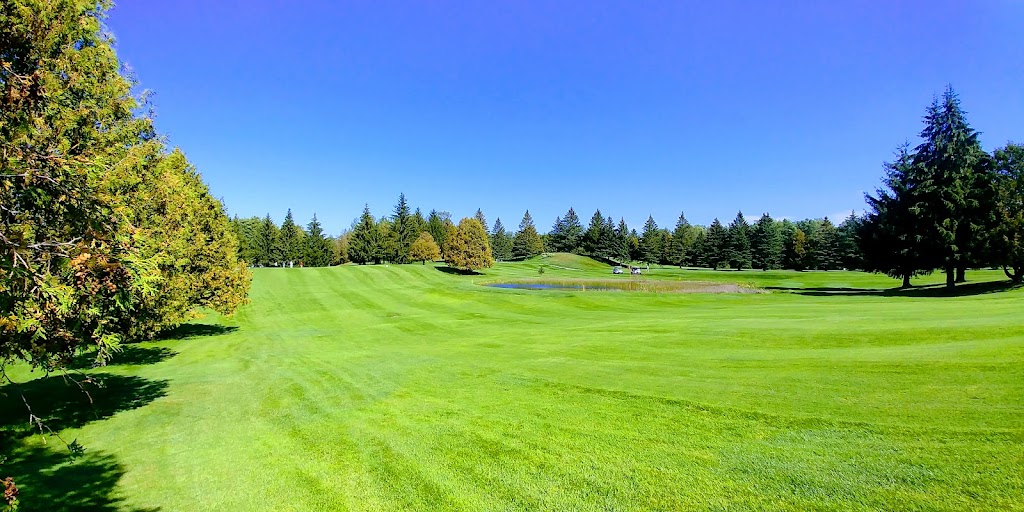 Club De Golf Waterville Inc | 600 Rue Compton E, Waterville, QC J0B 3H0, Canada | Phone: (819) 837-2966