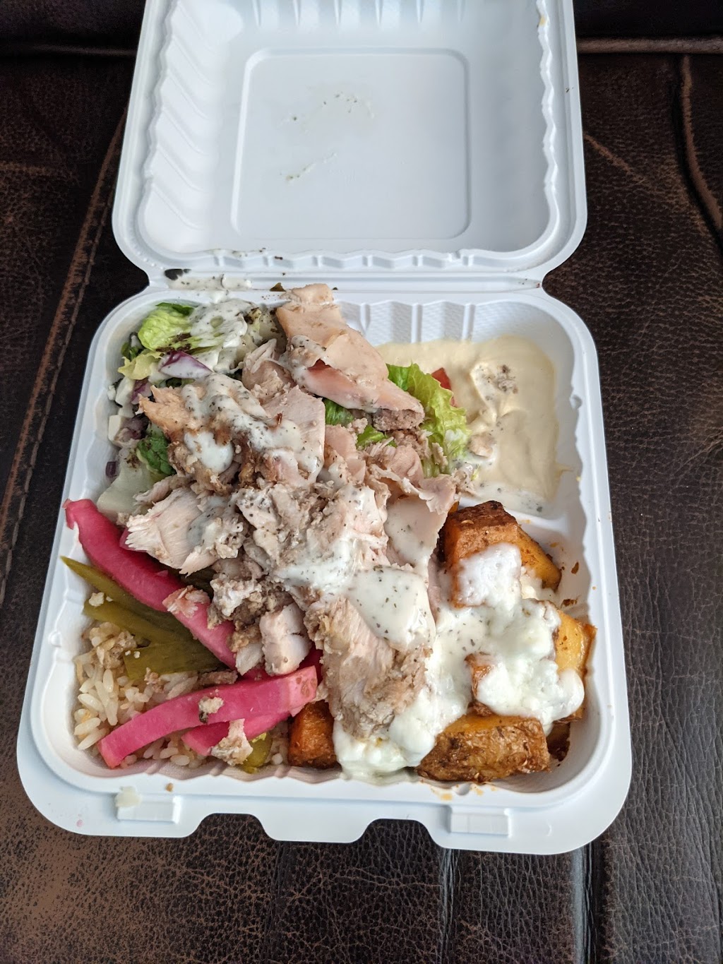 Shawarma On The Falls | 16 Beckwith St N, Smiths Falls, ON K7A 2B2, Canada | Phone: (613) 283-5556