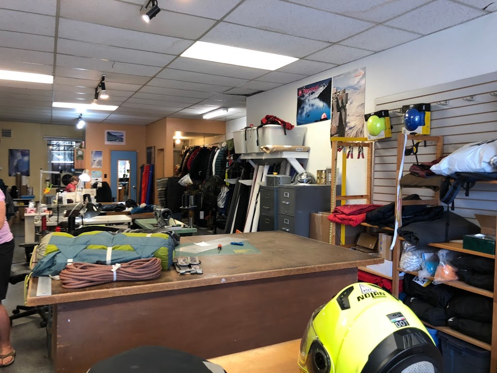 Sport Sewing Shop | 1931 Gerrard St E, Toronto, ON M4L 2C2, Canada | Phone: (416) 690-4669