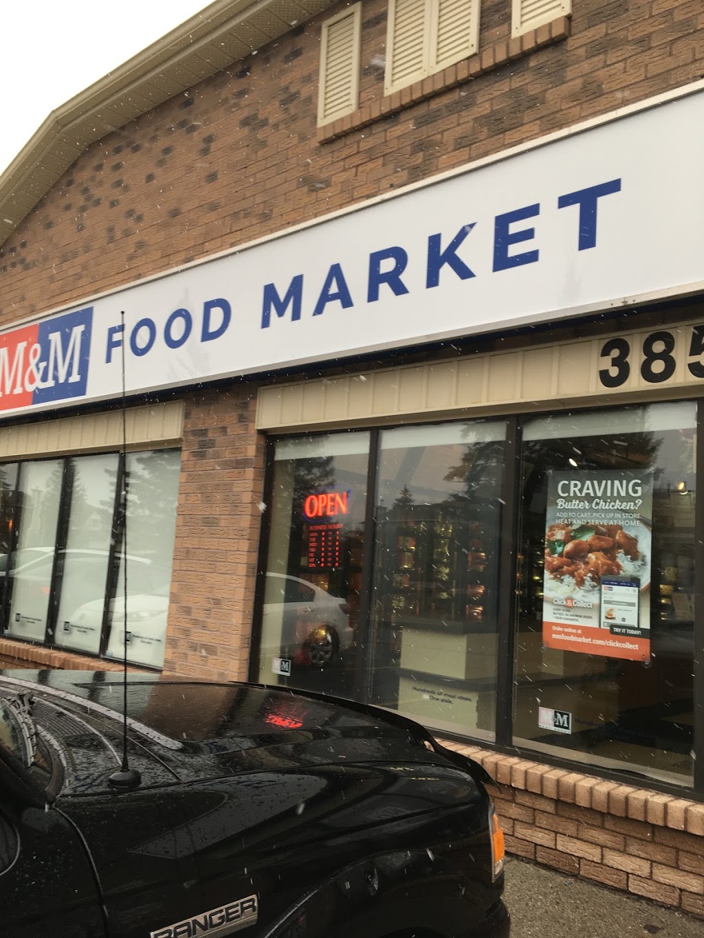 M&M Food Market | 385 Tompkins Ave, Orléans, ON K1E 3H4, Canada | Phone: (613) 834-4343