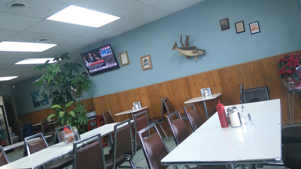 Queensway Fish And Chips | 1236 The Queensway, Etobicoke, ON M8Z 1S2, Canada | Phone: (416) 252-7061