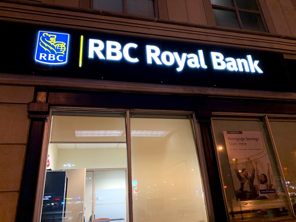 RBC Royal Bank | 4401 Bathurst St, North York, ON M3H 3R9, Canada | Phone: (416) 632-7900