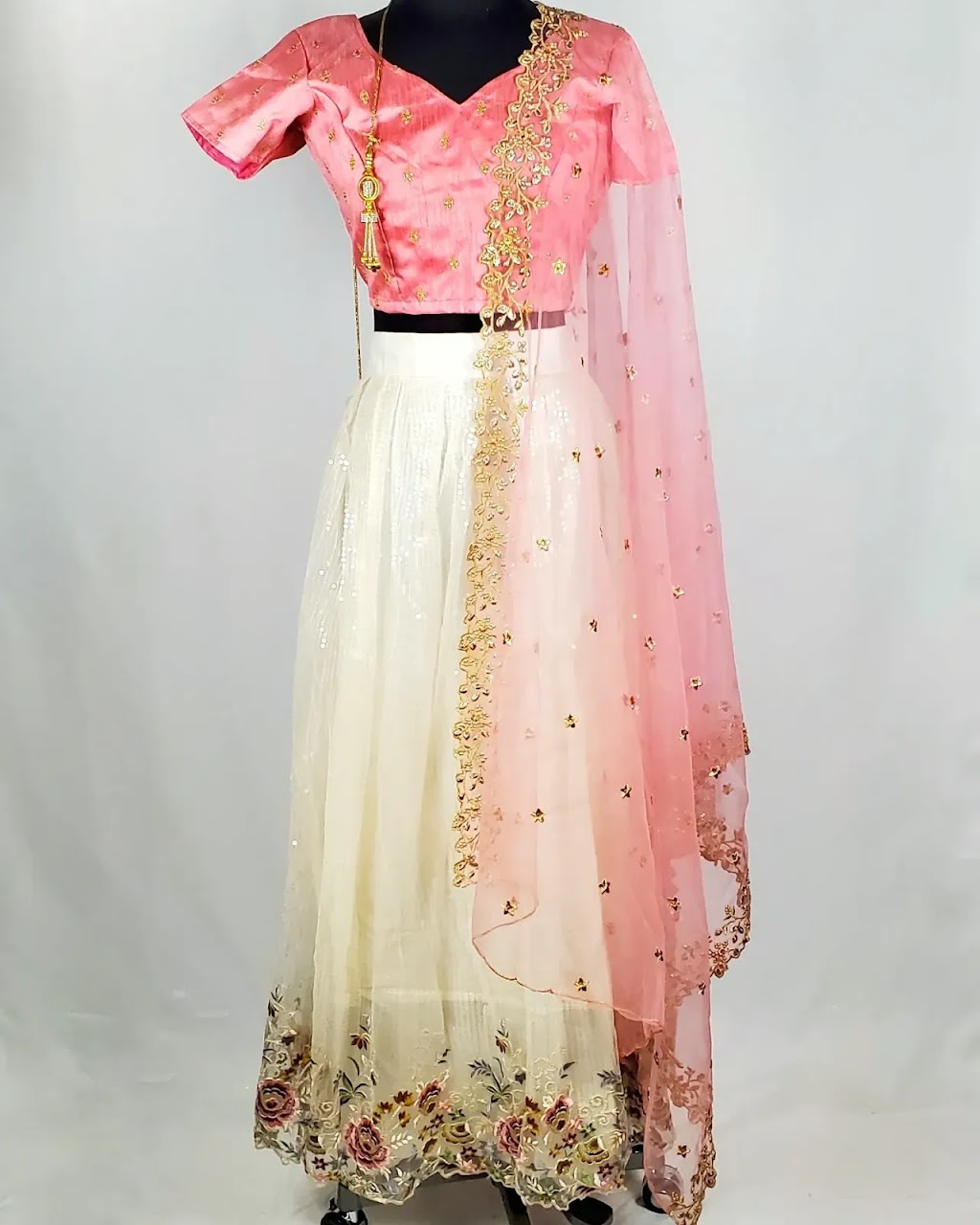 Turiya Fashions | 1275 Danforth Rd, Scarborough, ON M1J 1E7, Canada | Phone: (416) 832-6160