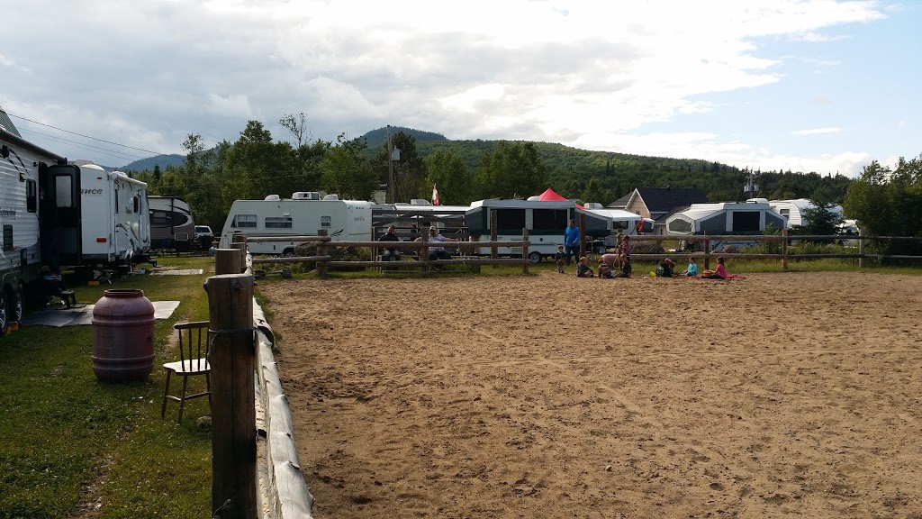 Centre Equestre Riviere Noire | 2465, route 125 Nord, Saint-Donat, QC J0T 2C0, Canada | Phone: (819) 424-4224