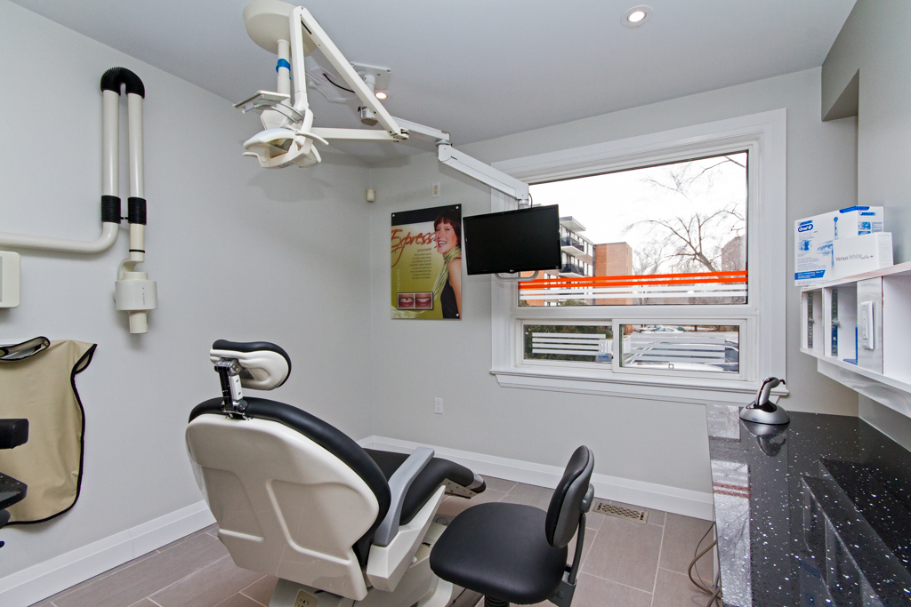 Hope Dental Group | 398 Guelph Line, Burlington, ON L7R 3L4, Canada | Phone: (289) 337-5111