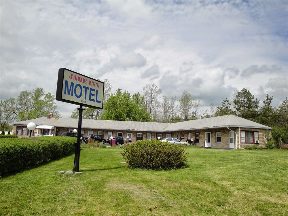 Jade Inn Motel | 2529 Grand Island Blvd, Grand Island, NY 14072, USA | Phone: (716) 773-8026