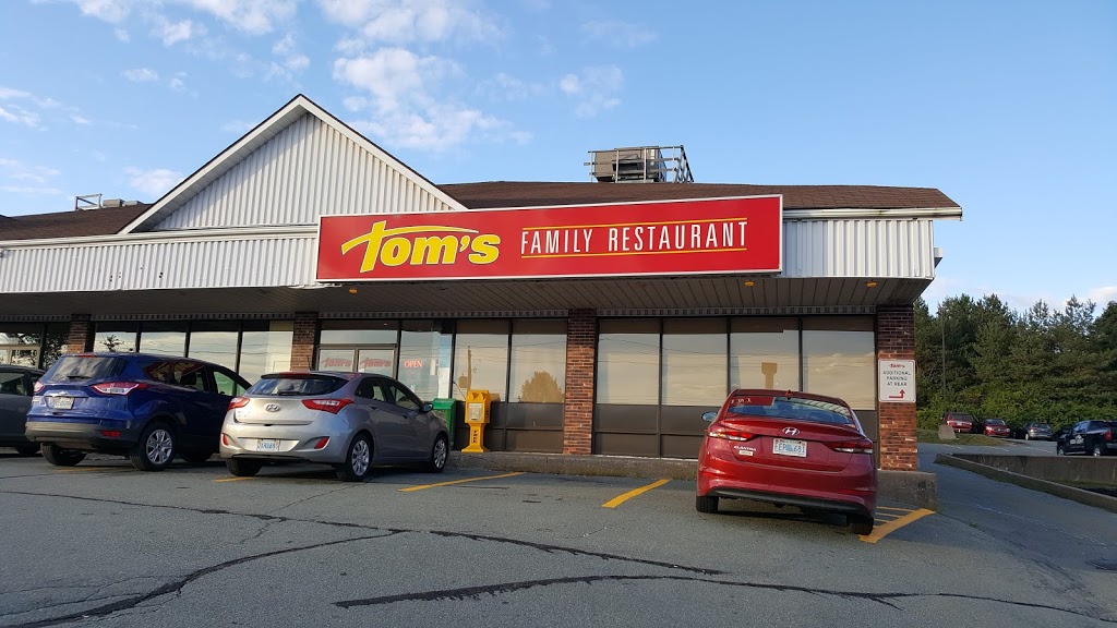 Toms Family Restaurant | 585 Sackville Dr, Lower Sackville, NS B4C 2S4, Canada | Phone: (902) 252-8667