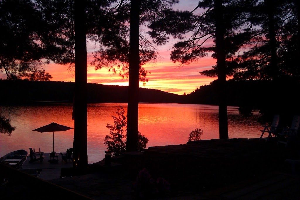 Annacabana | Big Hawk Lake Rd, Algonquin Highlands, ON K0M 1J2, Canada | Phone: (705) 854-2002