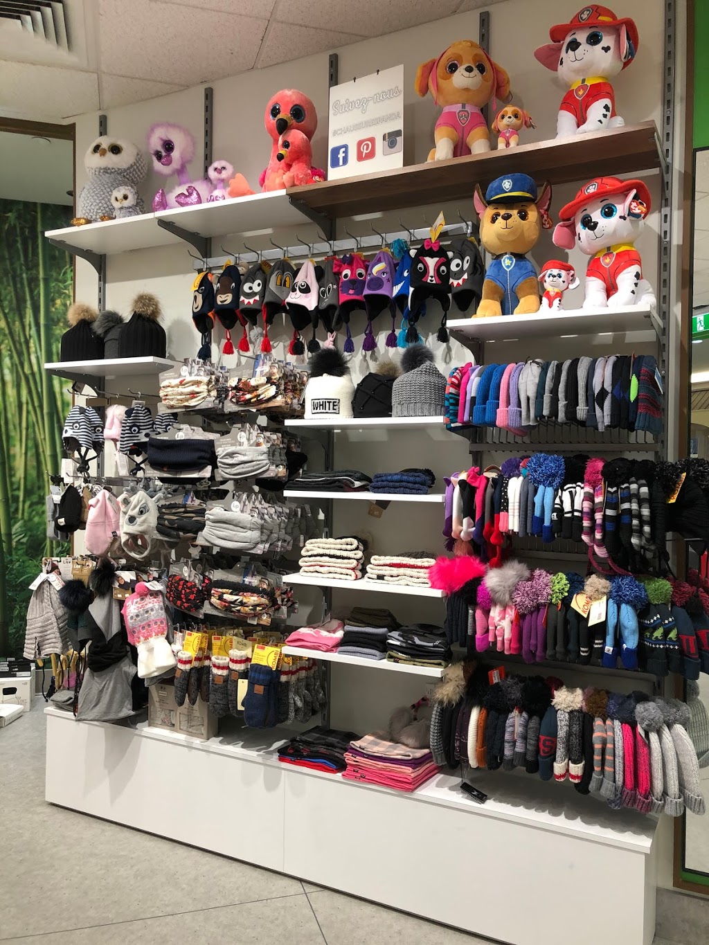 Chaussures Panda (Boucherville) | LES PROMENADES MONTARVILLE, 1001 Boulevard de Montarville, Boucherville, QC J4B 6P5, Canada | Phone: (450) 655-6435