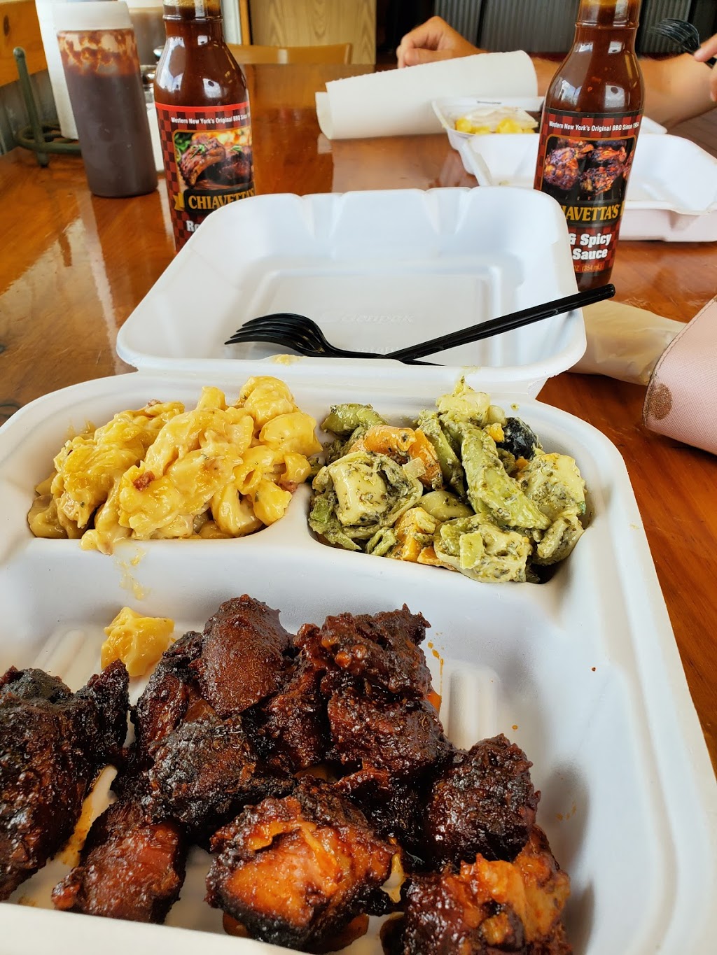 Chiavettas BBQ Takeout | 6100 Fisk Rd, Lockport, NY 14094, USA | Phone: (716) 625-9503