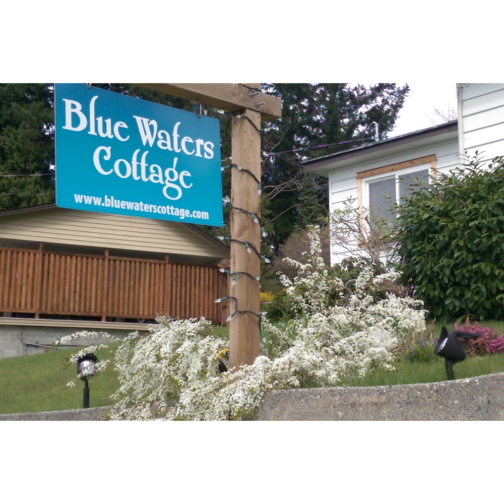 Blue Waters Cottage | 5222 Sunshine Coast Hwy, Sechelt, BC V0N 3A2, Canada | Phone: (604) 865-0035