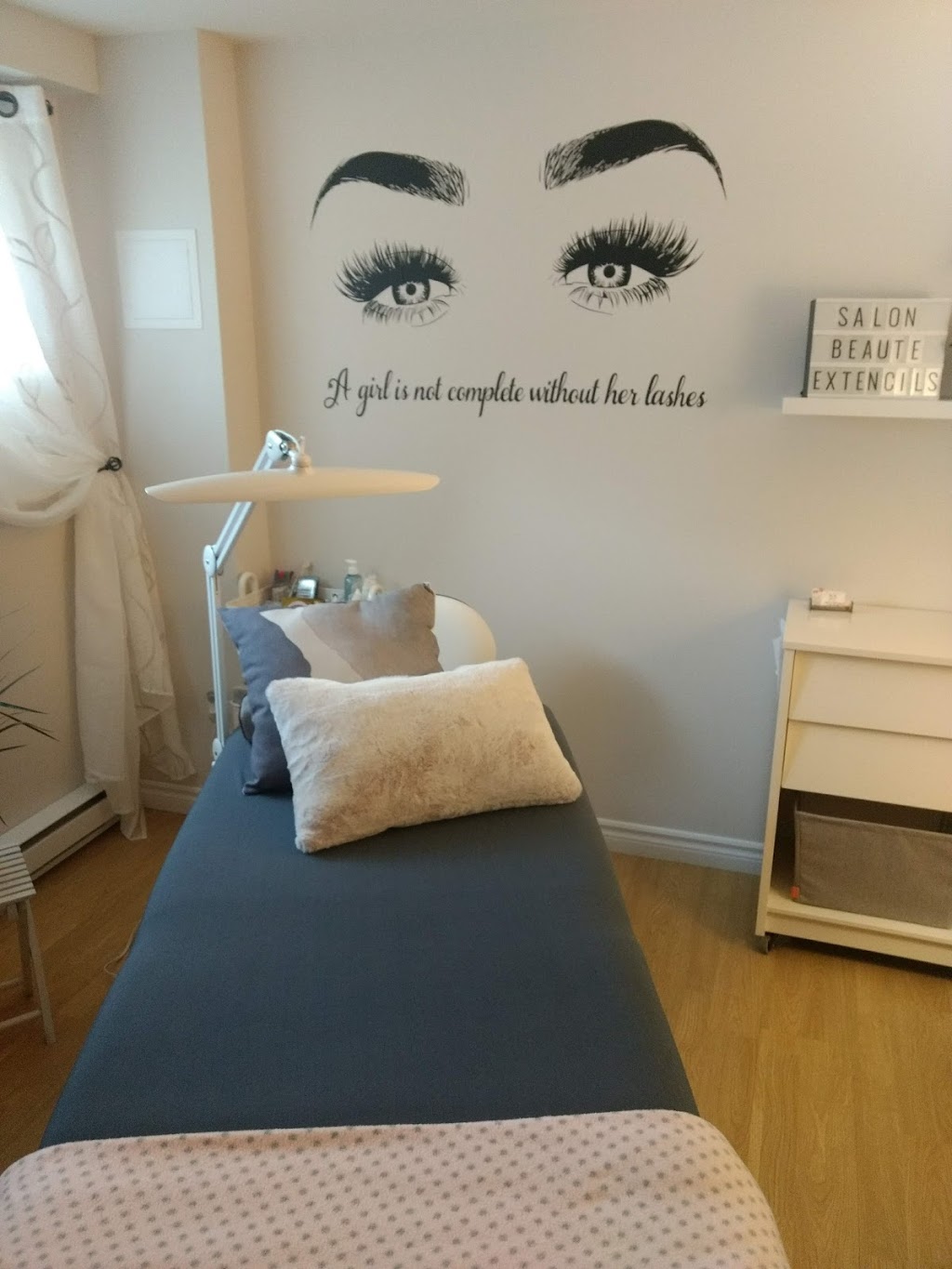 Beauté Exten-Cils | 61 Rue des Arpents Verts, Grenville-sur-la-Rouge, QC J0V 1B0, Canada | Phone: (450) 613-1514